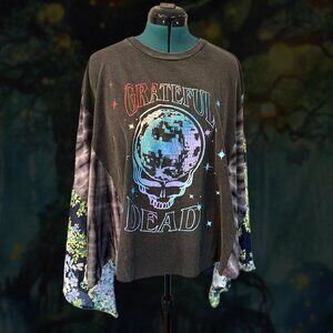 Upcycled Grateful Dead Disco Stealie Poncho Top – NWT, One Size